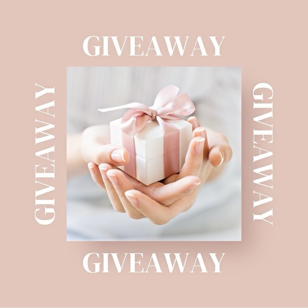 FREE SHIPPING Giveaway During Live Show